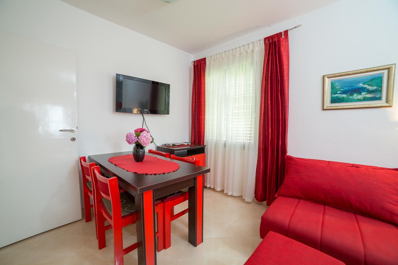 Sofija Apartments スヴェティ・ステファン エクステリア 写真